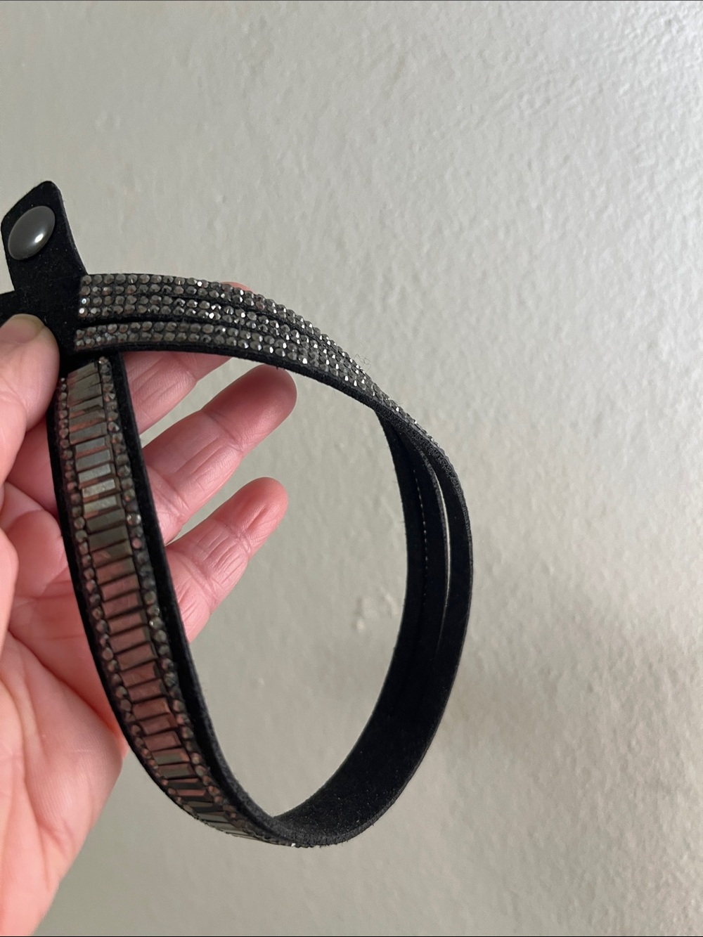 Crystal-Embellished Black Headband
